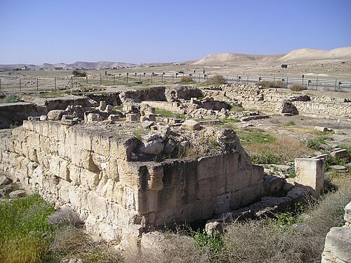 ruins at Khirbat al Beiyudat