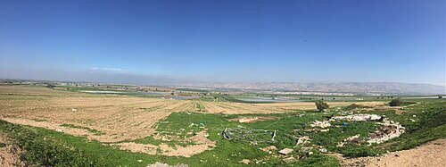 panorama looking north including Umm el Umdan