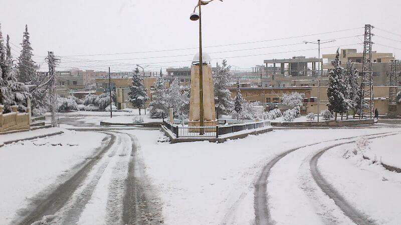 streetscape of Al Qaryatayn