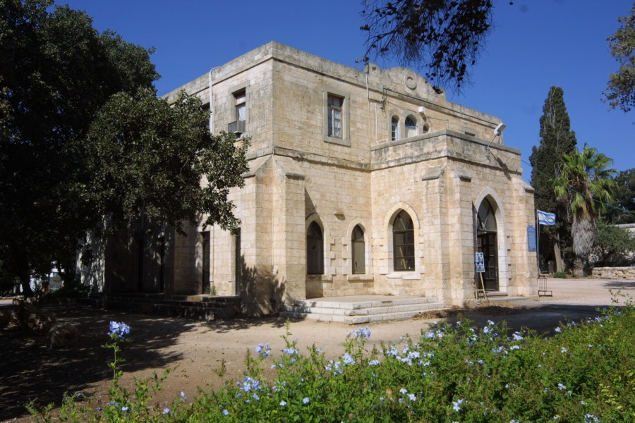 building at Beit Lahm
