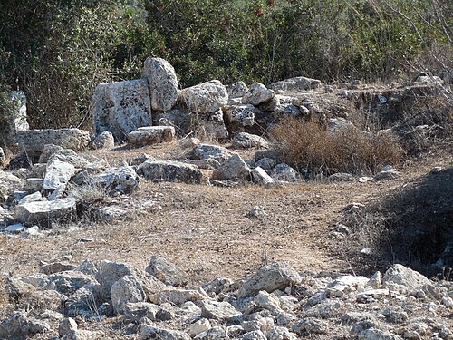ruins at Khirbet el Makhbiyeh