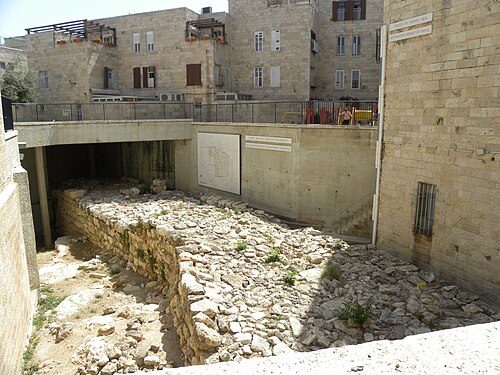 panorama of the Broad Wall
